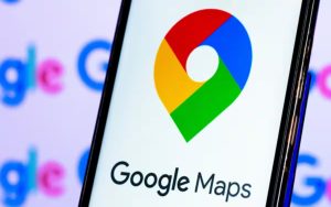 Google Maps Valmistelee Yllätystä: Navigointi Ilman Puhelimen Koskettamista