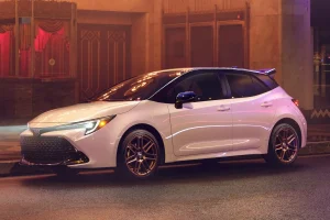 Toyota Corolla 2025 -Arvostelu: Uusi Muotoilu, Parhaat Ominaisuudet, Ajokilometrit Ja Hinta Yhdysvalloissa